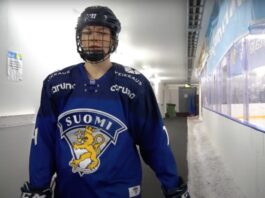 Naisleijonien kentälliset naisleijonat Suomen kokoonpano