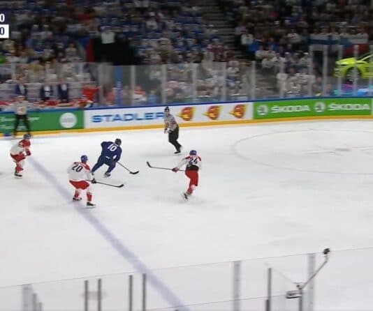 Joel Armia tekee maalin