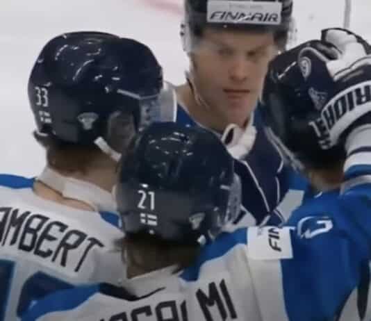 Suomi - Sveitsi Suomen kentälliset Nuoret Leijonat Nuorten Leijonien kentälliset Nuoret Leijonat Antti Pennanen