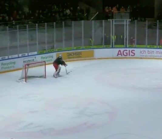 Maalivahti teki maalin