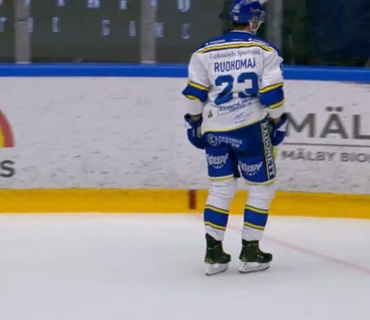 Mikael Ruohomaa raivoaa itselleen ulosajon