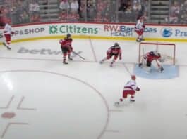 Jesse Puljujärvi tarjoilee Aholle