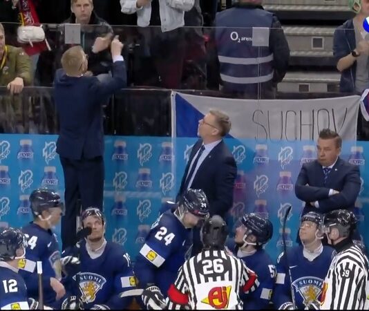 Ruotsissa Mikko Manner (Leijonien maalihaasto)