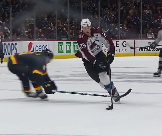 Nathan MacKinnon