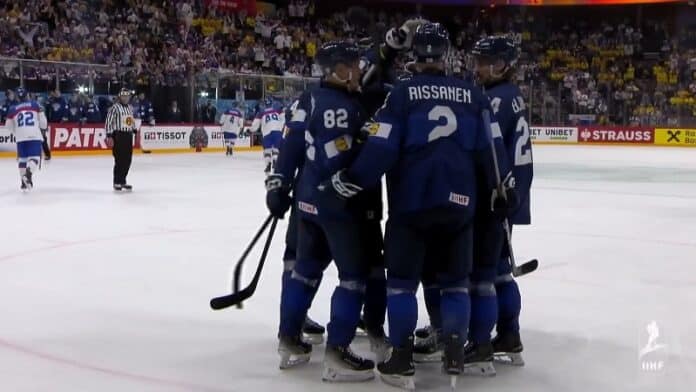 Leijonien ketjut MM-puolivälierä vs USA